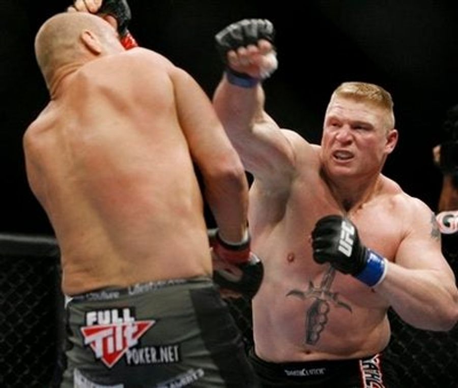 It Happened: Brock Lesnar Is Your New UFC Heavyweight Champion