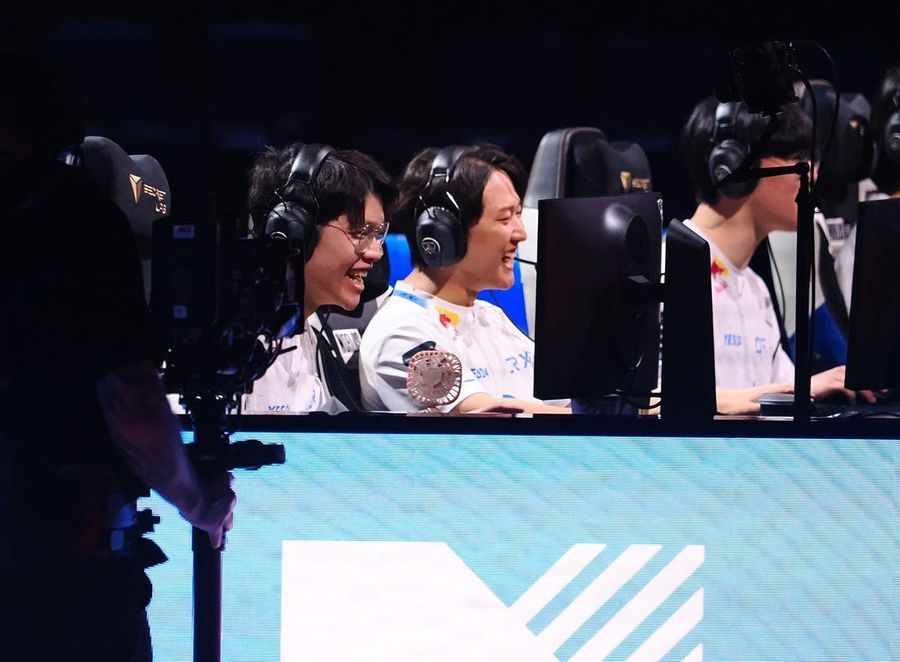 Top Esports coast into grand final at Esports World Cup 