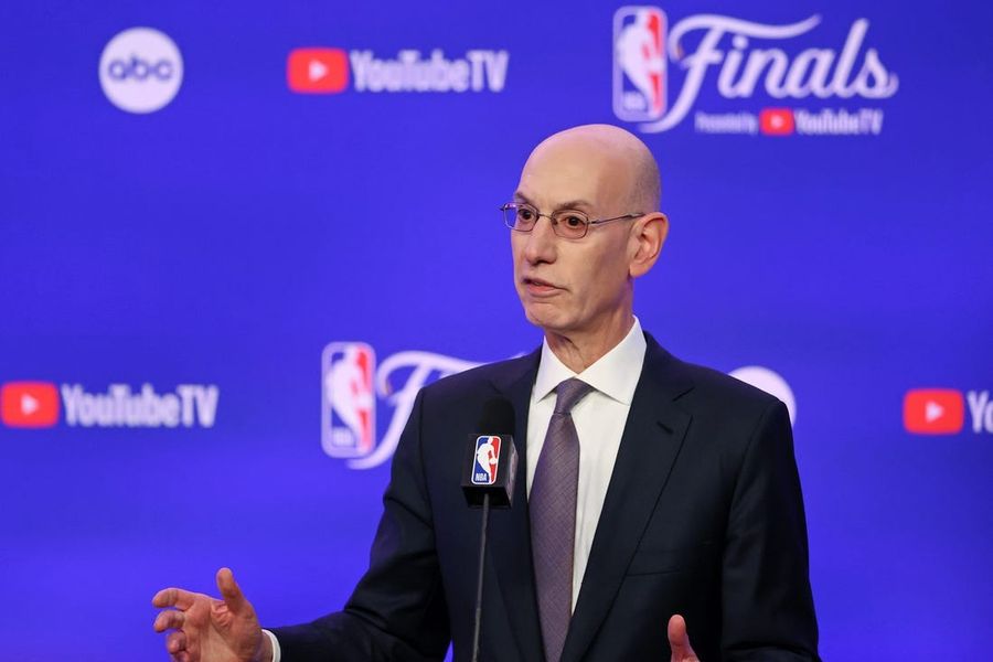 Report: NBA invites 12 players to draft green room