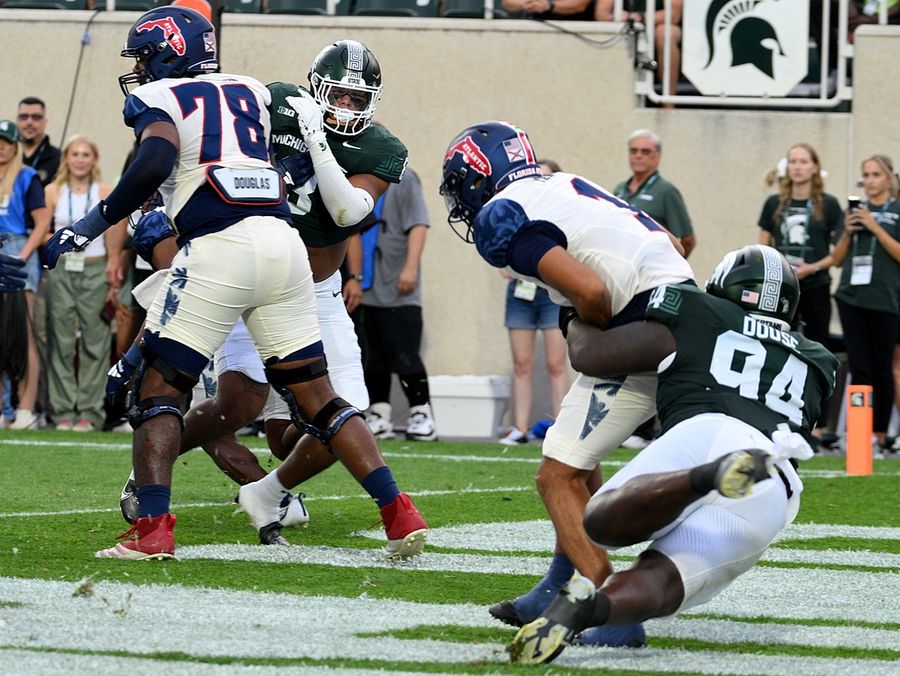 Michigan State tops FAU in Jonathan Smith's debut as coach