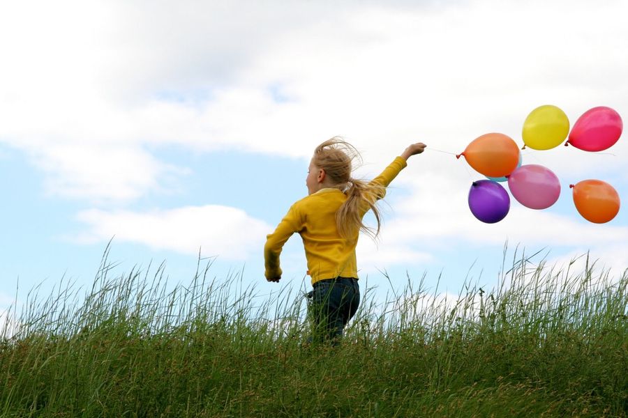 Prepare To Have Your Mind Blown By A Balloon And A Runner