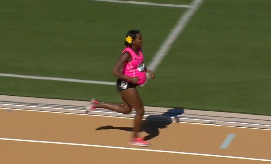 8-Months-Pregnant Woman Runs In US Track Championships