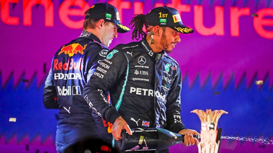 F1 season will come down to bonkers last race after bonkers race in Saudi Arabia