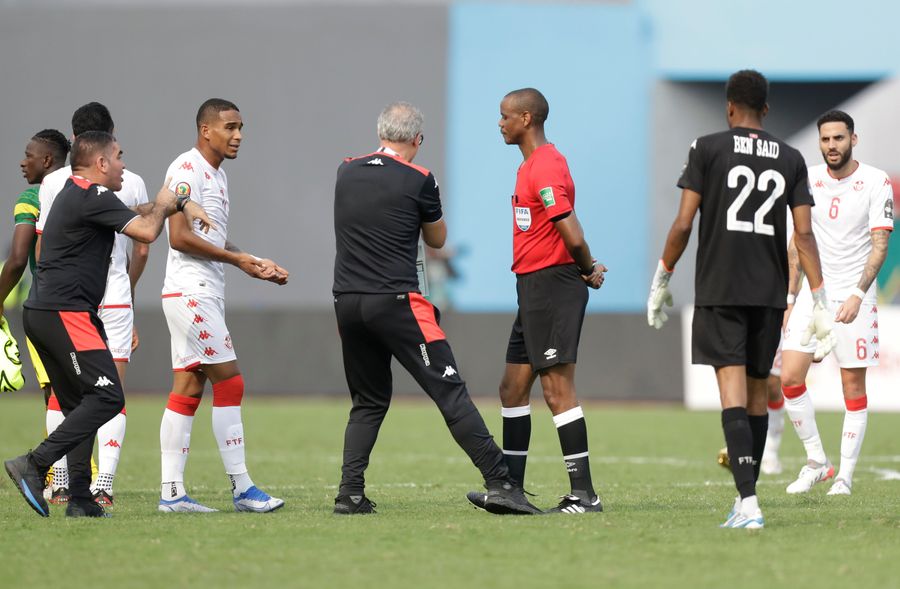 AFCON gets some CONCACAF refereeing