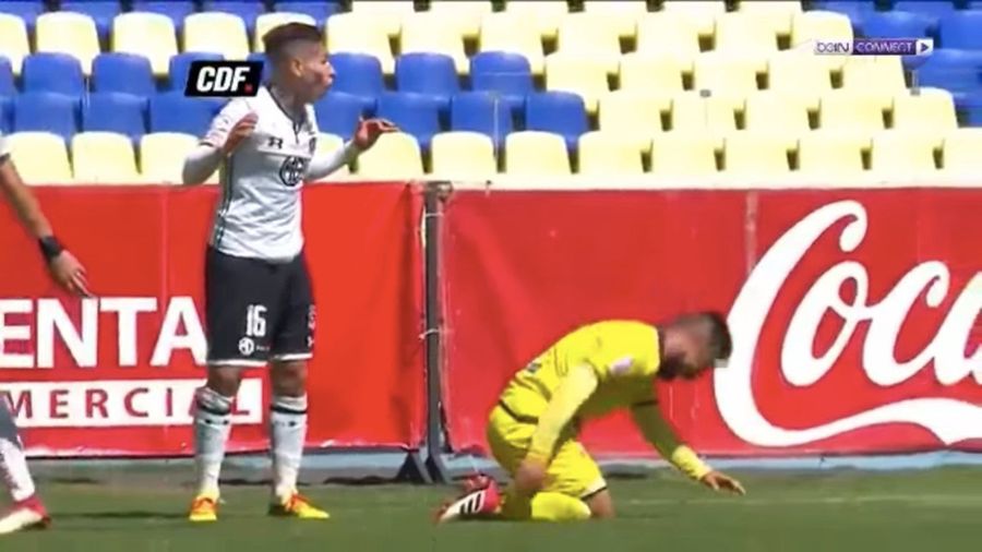 Chilean Soccer Player Wins Penalty With Staggeringly Awful Dive