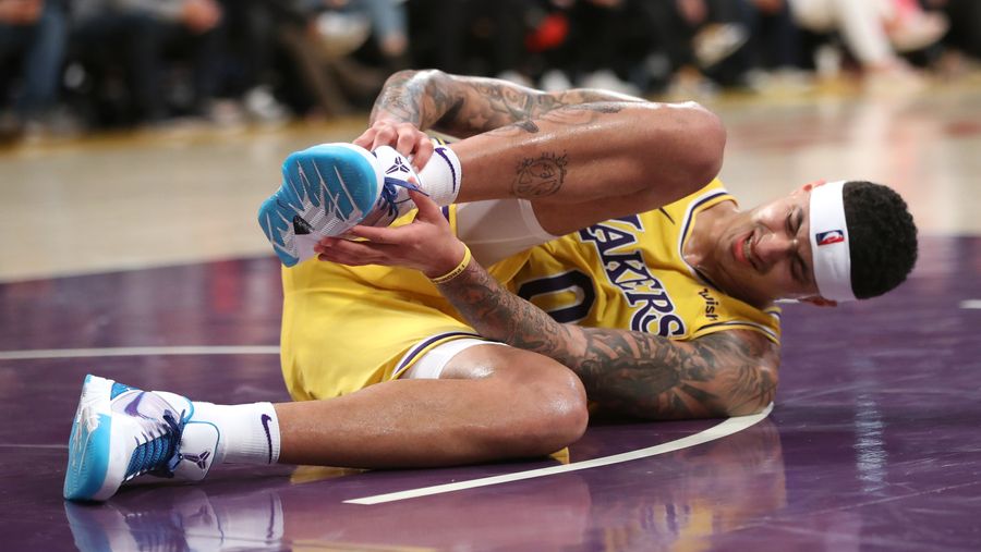 Add Kyle Kuzma&#39;s Ominous Foot Injury To The Pile Of Crabmeat Accumulating Around The Lakers