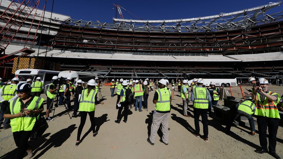 Residents Face Sky-Rocketing Rents As NFL Takes Over Inglewood