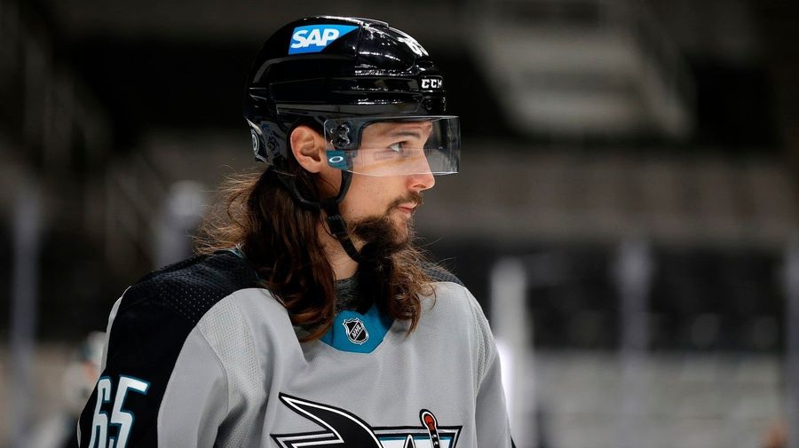 It’s happening to Erik Karlsson again