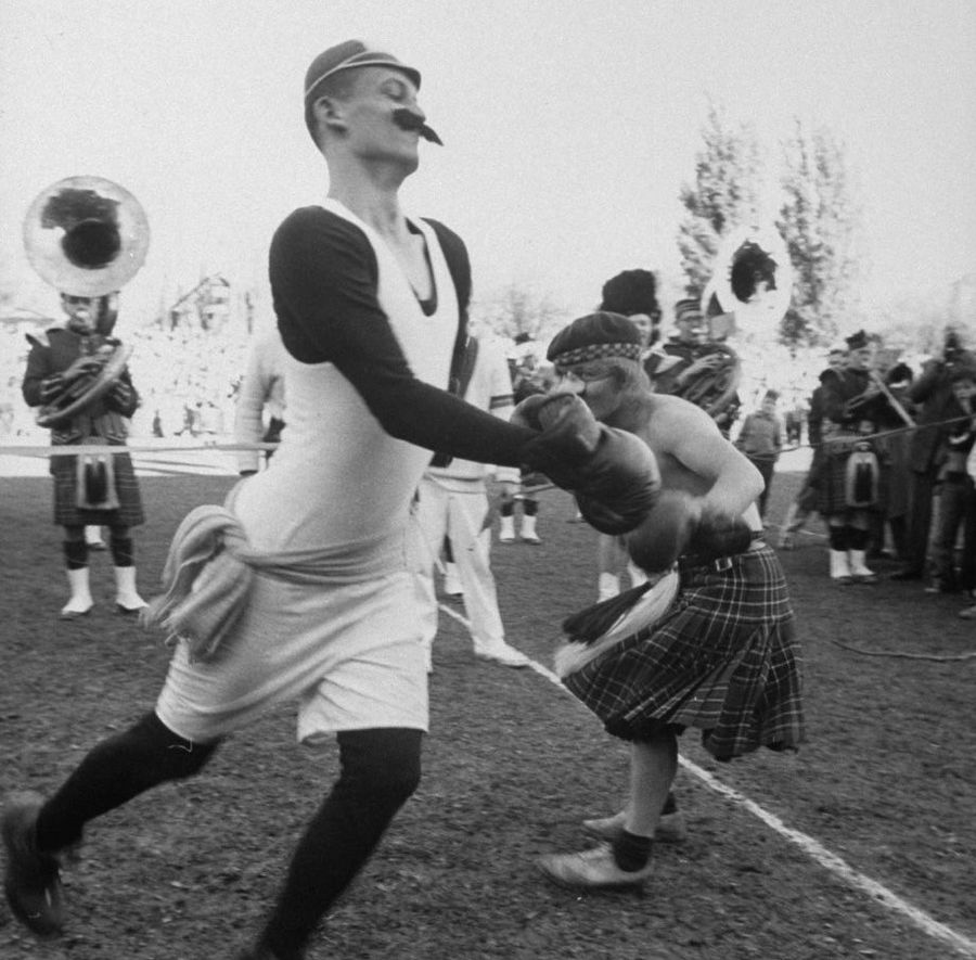 Canadian College Football Fans Are Adorable Berserkers