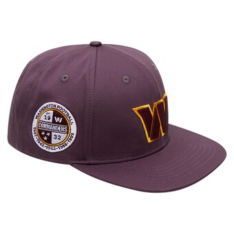 Men's Washington Commanders Pro Standard Burgundy Classic Snapback Hat