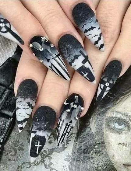 nail art Halloween 2019