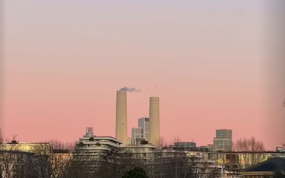 sunset at Battersea power station