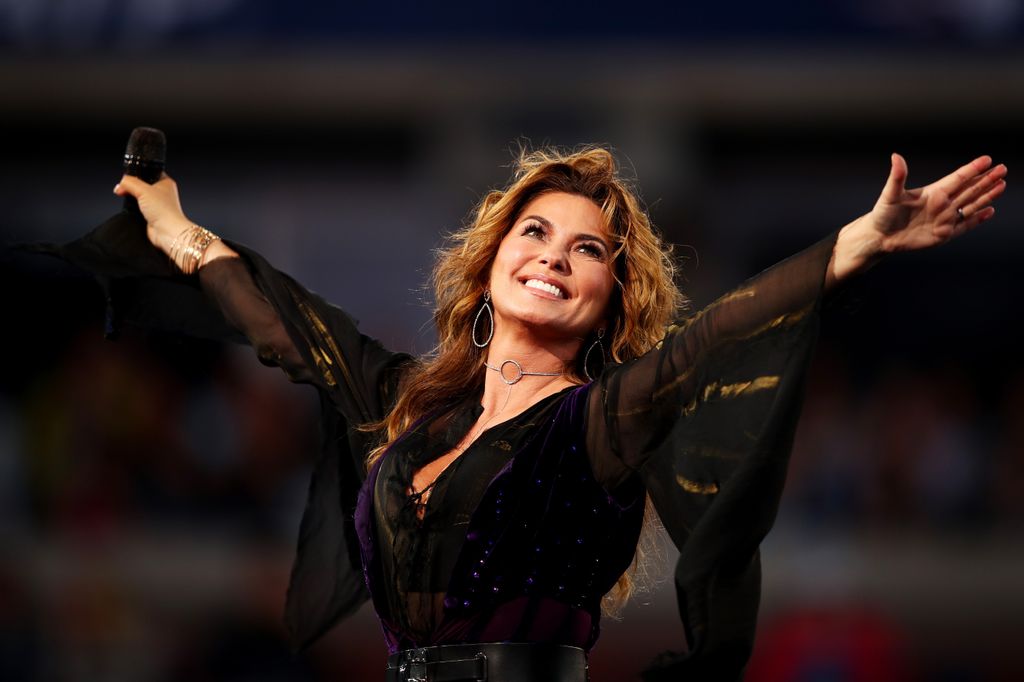 NEW YORK, NY - AUGUST 28:  Shania Twain performs during the opening ceremony on Day One of the 2017 US Open at the USTA Billie Jean King National Tennis Center on August 28, 2017 in the Flushing neighborhood of the Queens borough of New York City.  (Photo by Clive Brunskill/Getty Images)