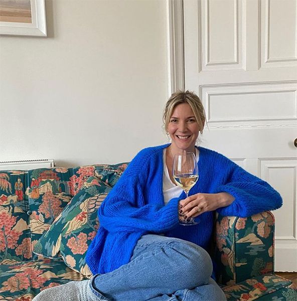 lisa faulkner blue jumper