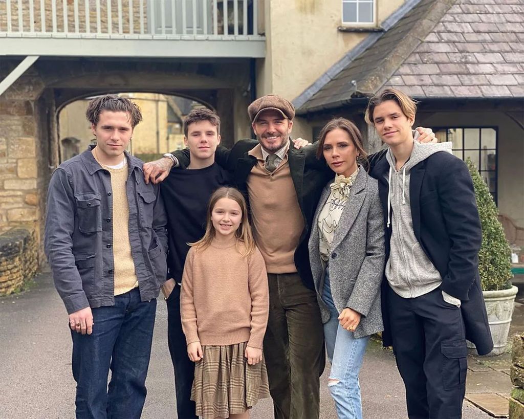 Brooklyn, Cruz, David, Victoria, Romeo and Harper Beckham posing in the Cotswolds