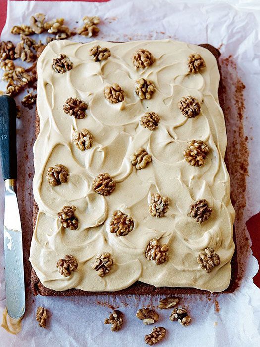 mary berry coffee walnut traybake