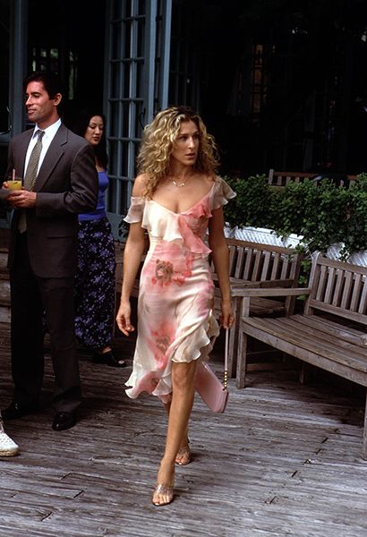 Carrie Bradshaw Richard Tyler Ruffle Dress