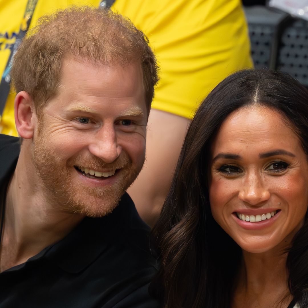 Prince Harry carries Princess Lilibet on his shoulders during family outing