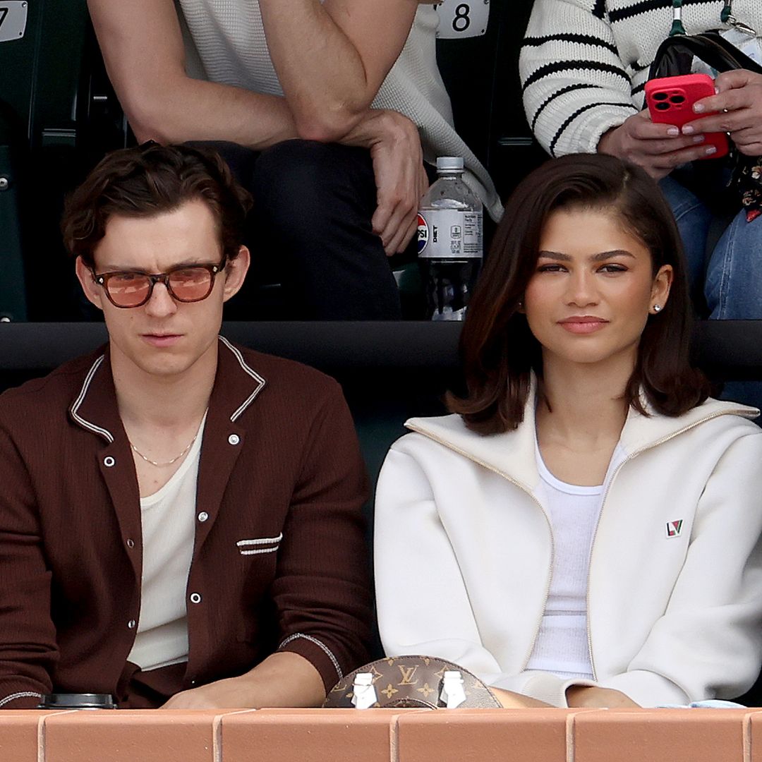 Zendaya's tennis spectator 'fit is a masterclass in modern preppy cool