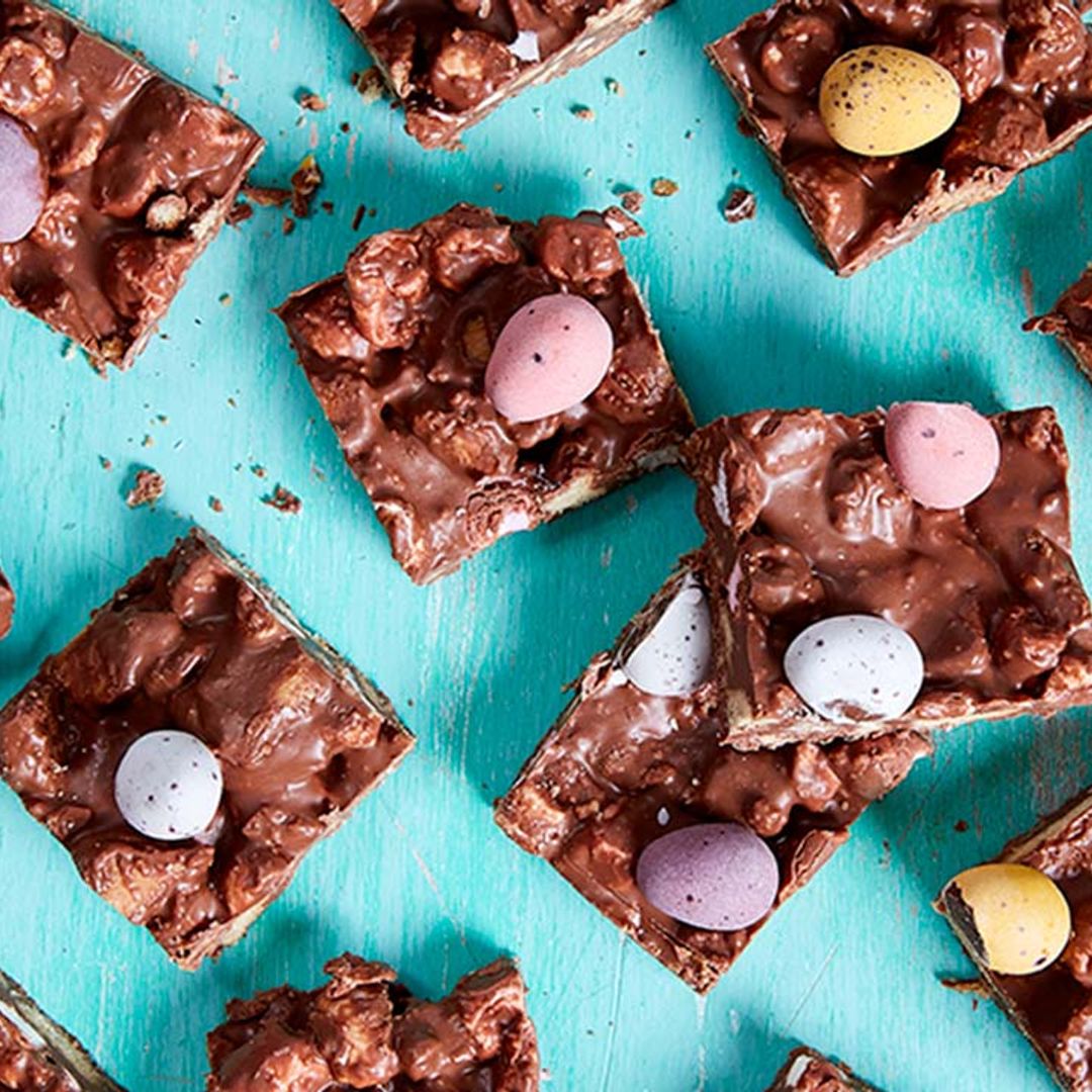 This Mini Eggs Rocky Road recipe is the best Easter treat