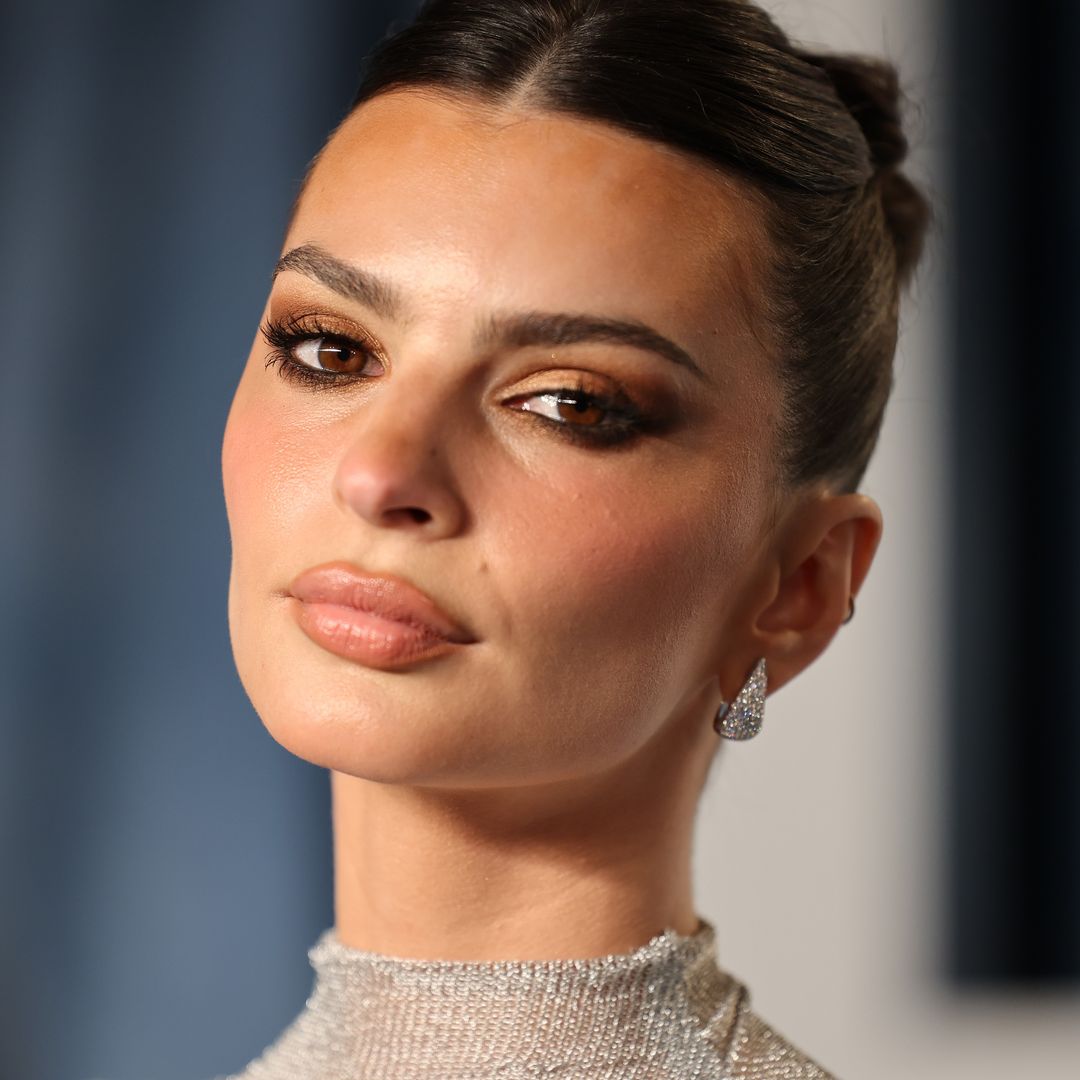 Emily Ratajkowski just teased 2024's biggest hair trend for brunettes