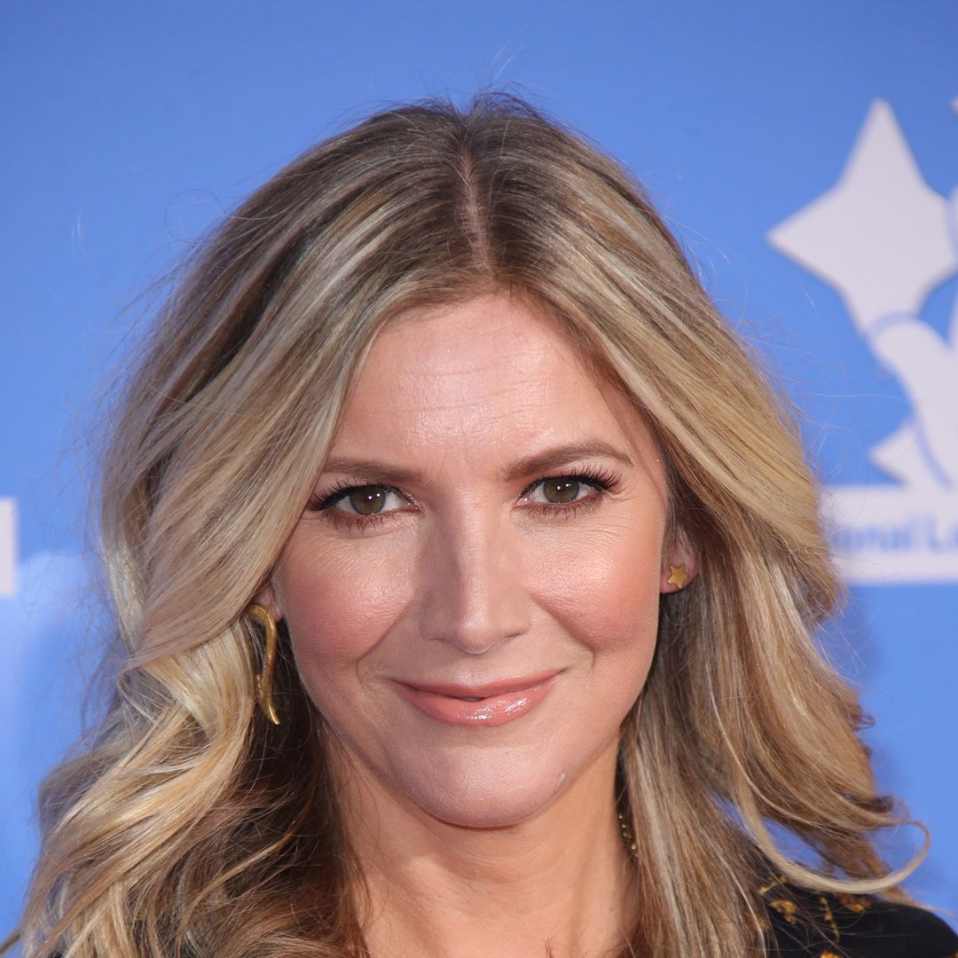 Lisa Faulkner surprises with super-rare photo of daughter Billie