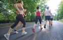 נשים באימון ריצה  (צילום: אינג אימג')
