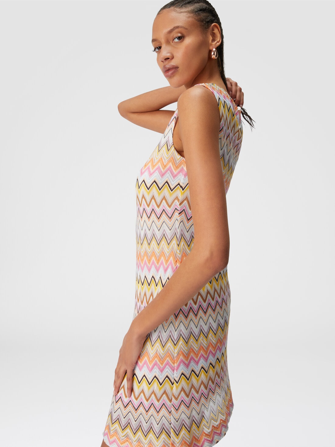 Sleeveless zig zag viscose mini-dress, Multicoloured  - DS24WG0WBR00YES01CM - 3