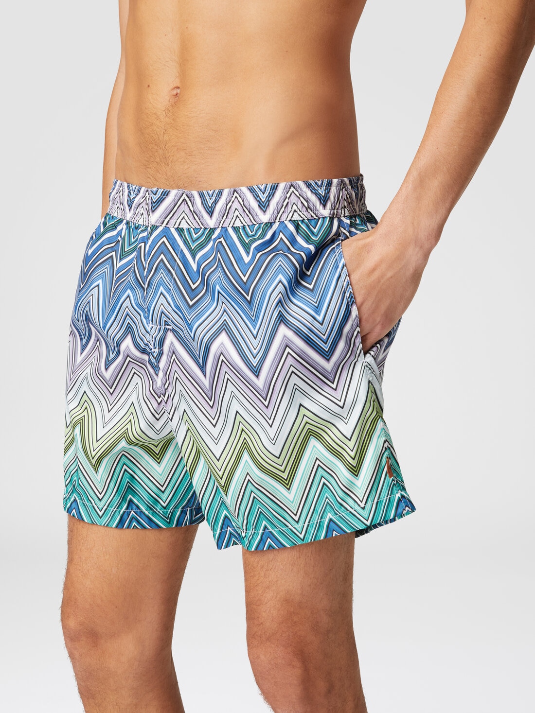 Swimming trunks with large zigzag print, Multicoloured  - US24SP00BW00S3SM991 - 4