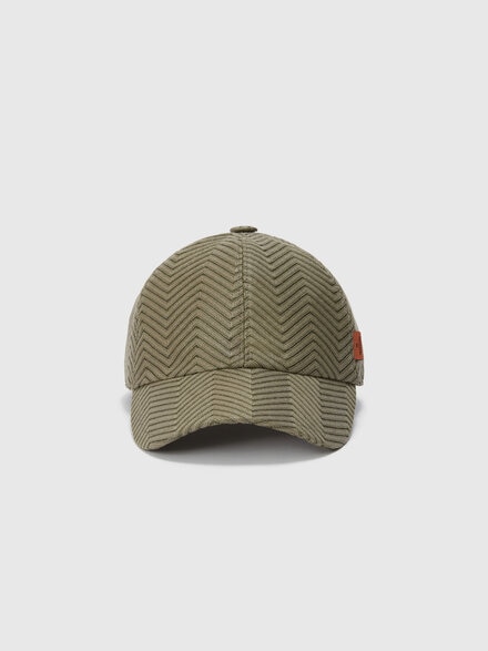 Casquette avec visière en laine et viscose mélangées à chevrons, Multicolore  - LS24SS00BV00FTSM67U