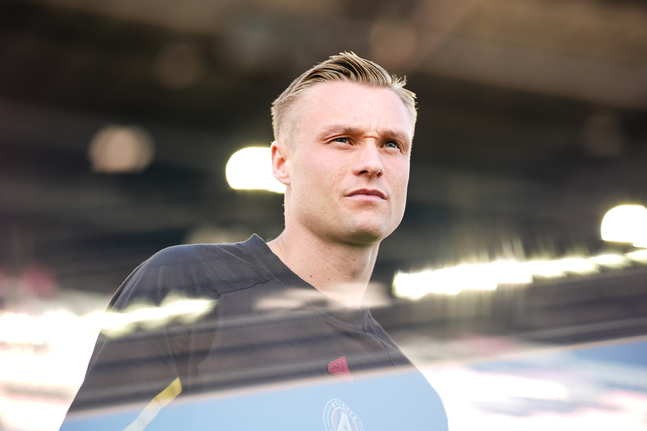 Atlanta United defender Stian Rode Gregersen #5 arrives prior to the match against the Inter Miami at Chase Field in Fort Lauderdale, FL on Wednesday May 29, 2024.