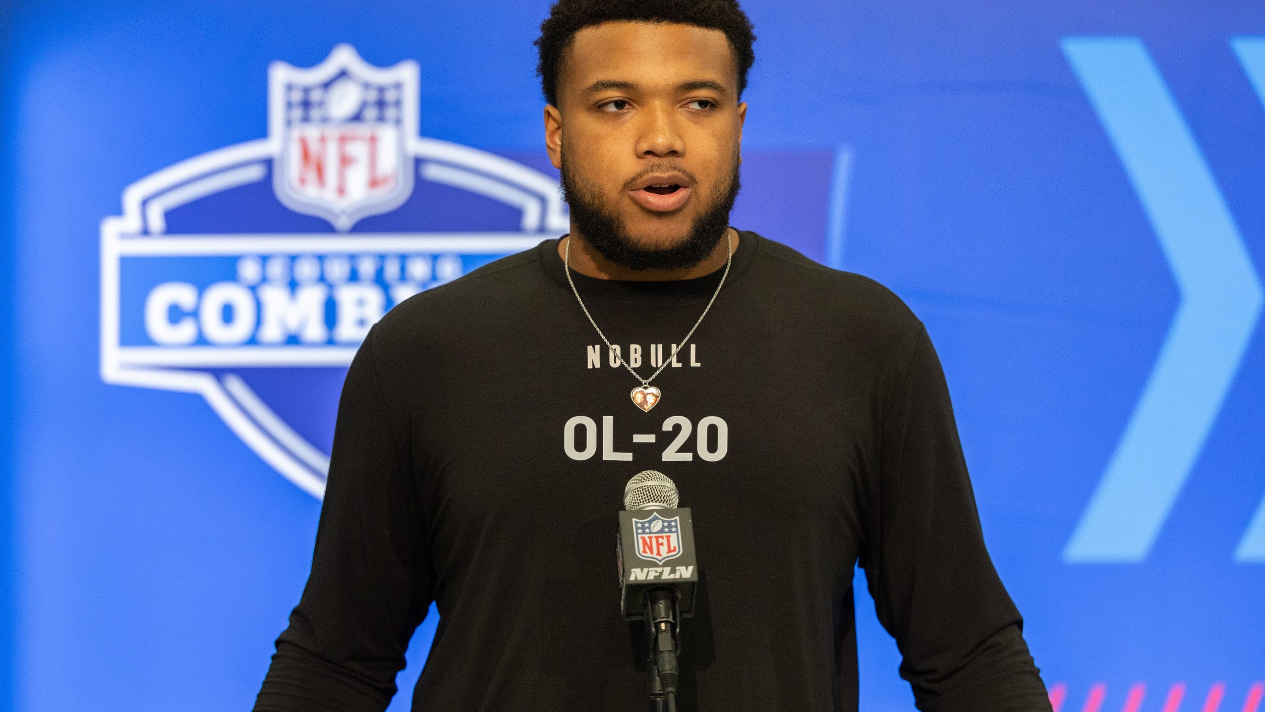 Texans draft offensive tackle Blake Fisher 59th overall