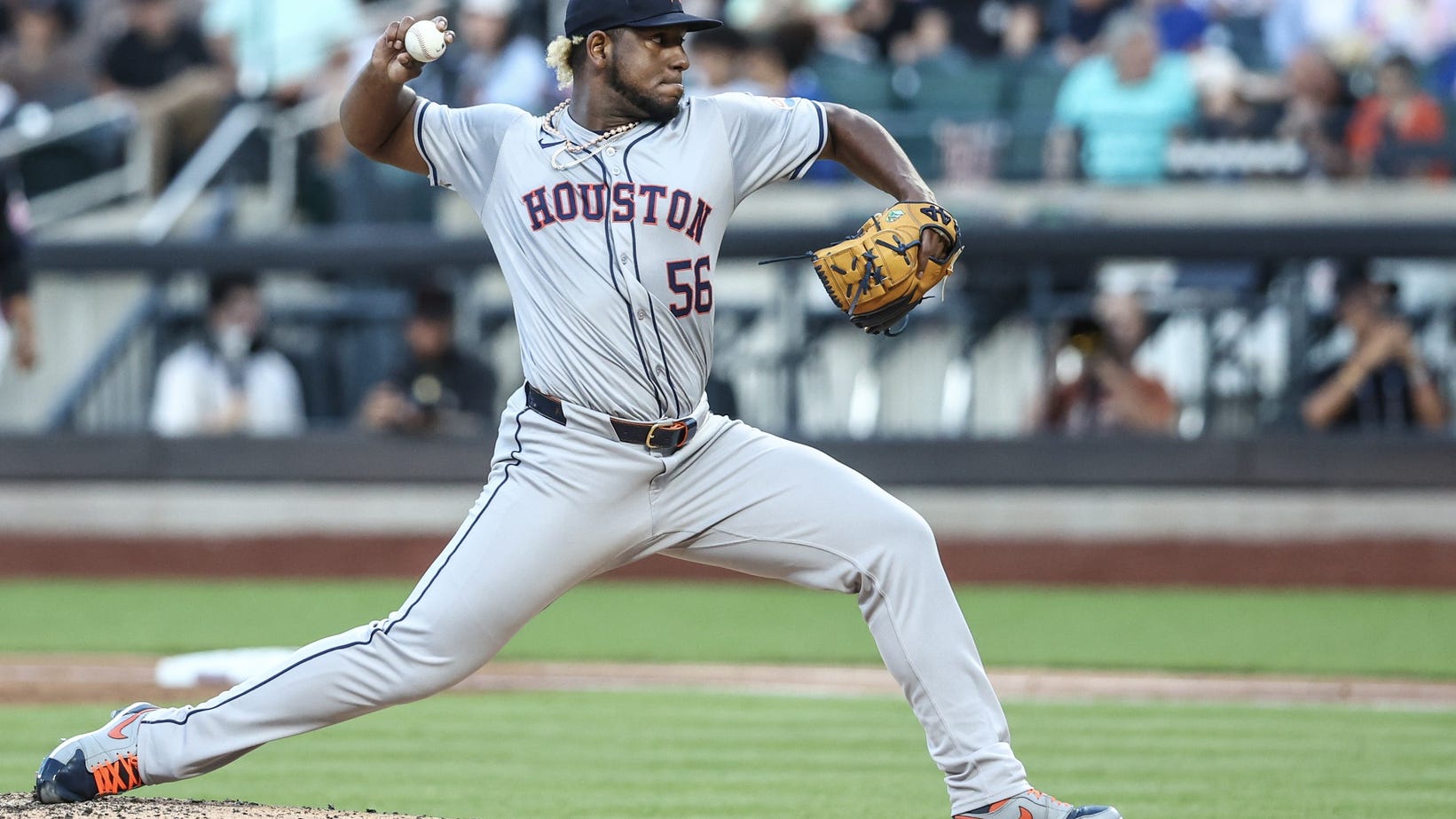 Astros give up big inning, drop series opener against Mets