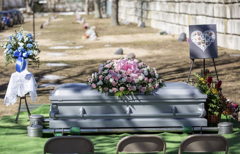 FILE — The coffin of Shannan Gilbert, prior to her burial at Amityville Cemetery, in Amityville, N.Y., on March 12, 2015. The death of Gilbert set off an investigation that sprawled far beyond what the police expected. (Kevin Hagen/The New York Times) XNYT0251 XNYT0251