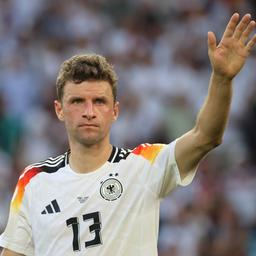 Thomas Müller verabschiedet sich von den deutschen Fans
