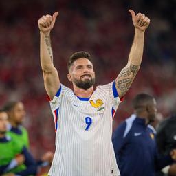 Olivier Giroud jubelt nach dem Sieg gegen Österreich