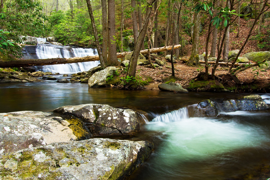 Emery Creek Upper Falls.jpg