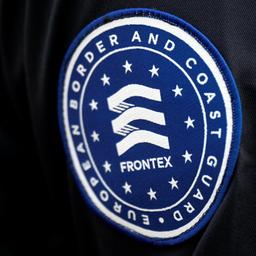 Frontex-Logo auf einer Jacke