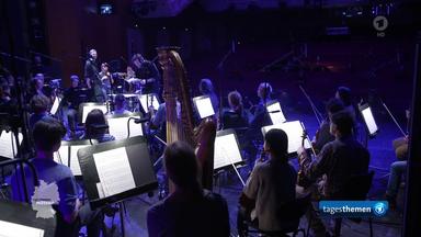 Klassik trifft Techno im Deutschen Nationaltheater in Weimar.