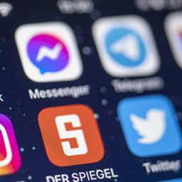 Verschiedene Apps auf einem Smartphone