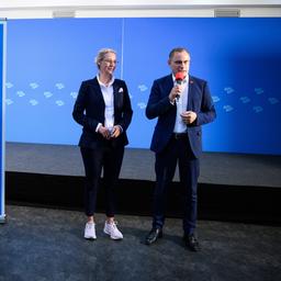 Alice Weidel, Tino Chrupalla und Michael Pfalzgraf beim Presseempfang vor dem Bundesparteitag der AfD in der Grugahalle in Essen.