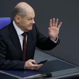 Olaf Scholz auf der Regierungsbank im Bundestag.