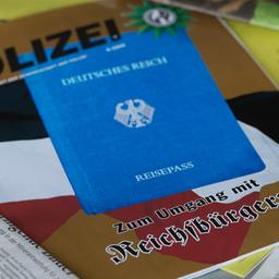 Ausgabe der Zeitschrift "Deutsche Polizei" mit dem Thema "Umgang mit Reichsbürgern"