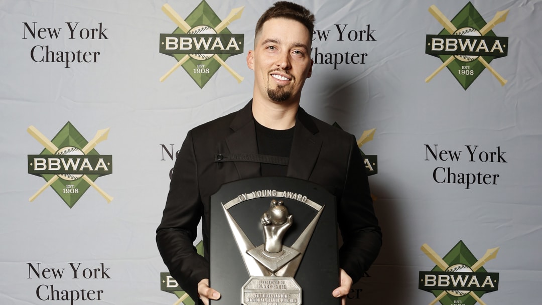 Snell Poses with his Cy-Young Award at the 2024 BBWAA Dinner