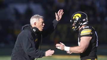 Kirk Ferentz, Joe Evans, Iowa Hawkeyes