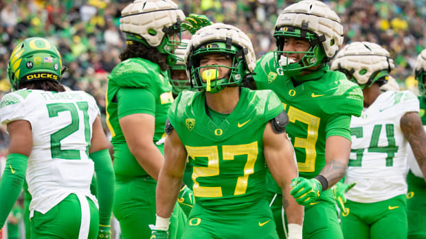 Oregon Green Team running back Jayden Limar celebrates a touchdown during the Oregon Ducks’ Spring Game Saturday, April 27. 2