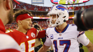 Buffalo Bills v Kansas City Chiefs