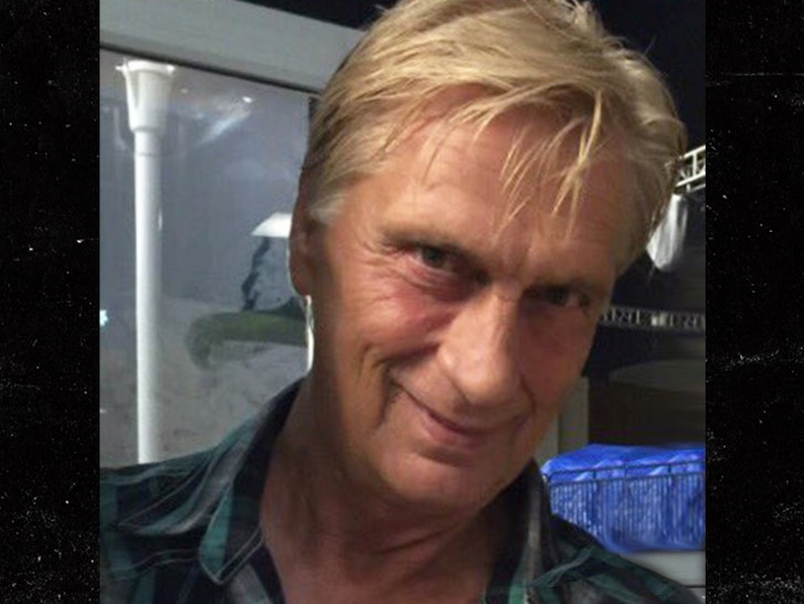 Nick and Aaron Carter's Father Likely Died of Heart Attack :: 0517-robert-gene-carter-twitter-2