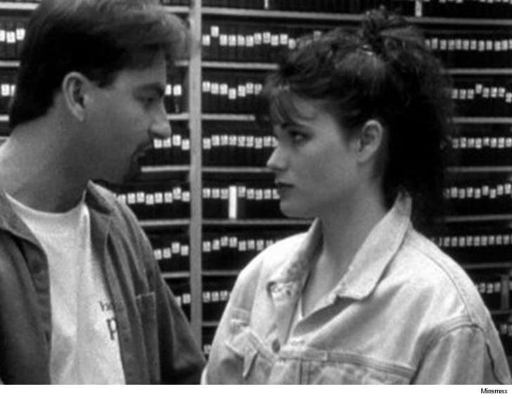 Clerks' Star Lisa Spoonauer Battled Illnesses for Years But Death :: 0524-lisa-spoonauer-miramax-3