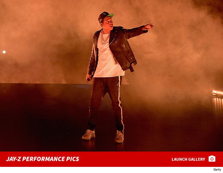 Jay-Z Performance Pics